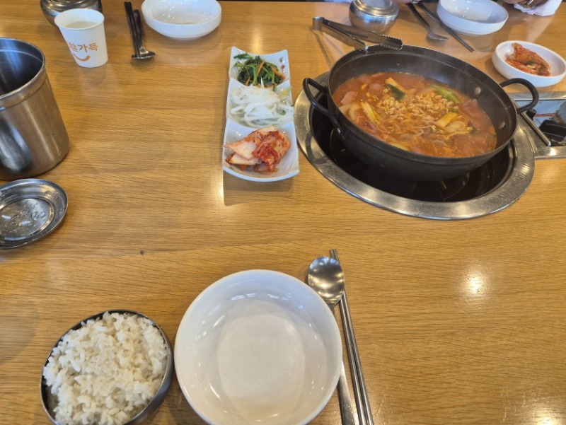 오늘 넘 춥네요.._맛점하이소~.jpg